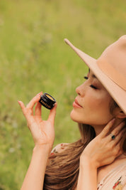 The Class Botanic Perfume Balm – Orris, Jasmine, Tonka + Amyris