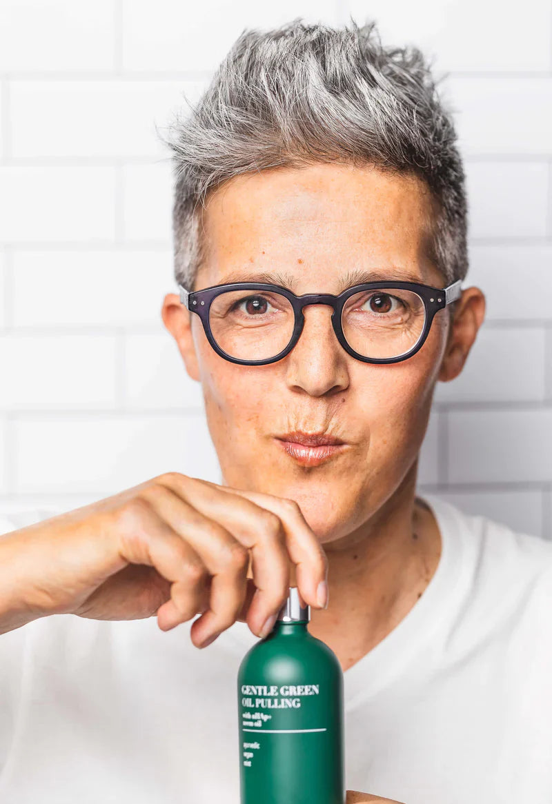 Terra & Co. | Gentle Green Oil Pulling + Hydroxyapatite
