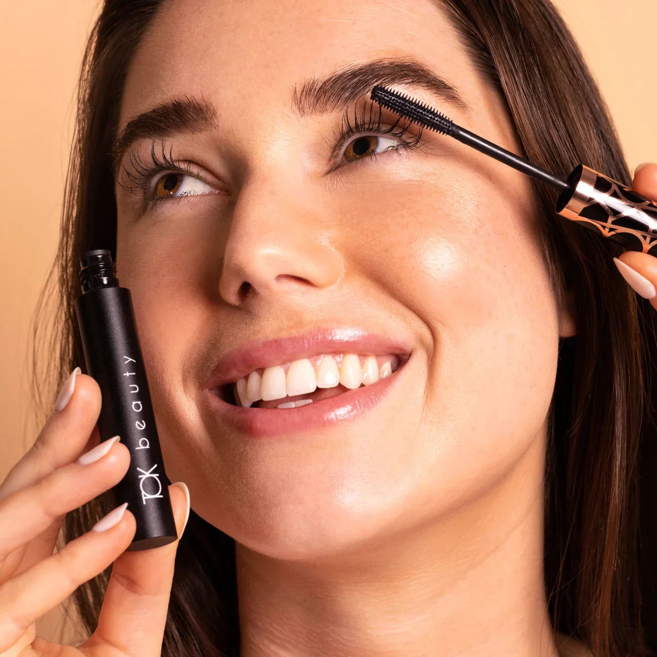 TOK Beauty | Eyes That TOK – Lash Enhancing Mascara