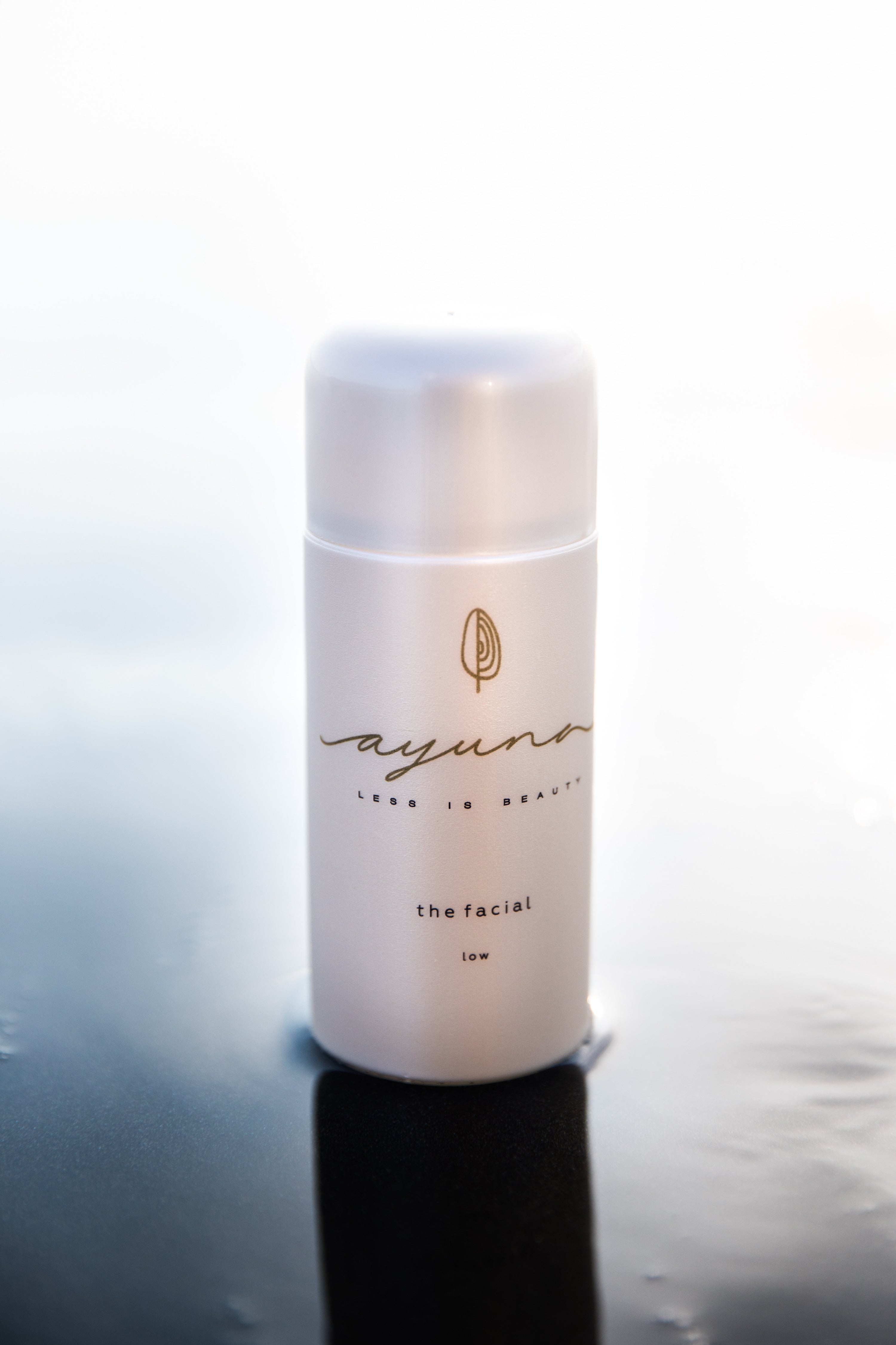 the facial – Prebiotic Refining Concentrate