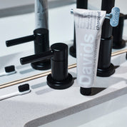 Davids | Premium Natural Toothpaste • Charcoal + Peppermint