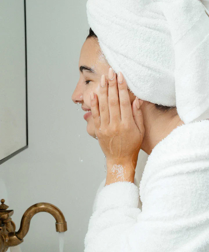 Fitglow Beauty | VITAMIN DETOX CLEANSER